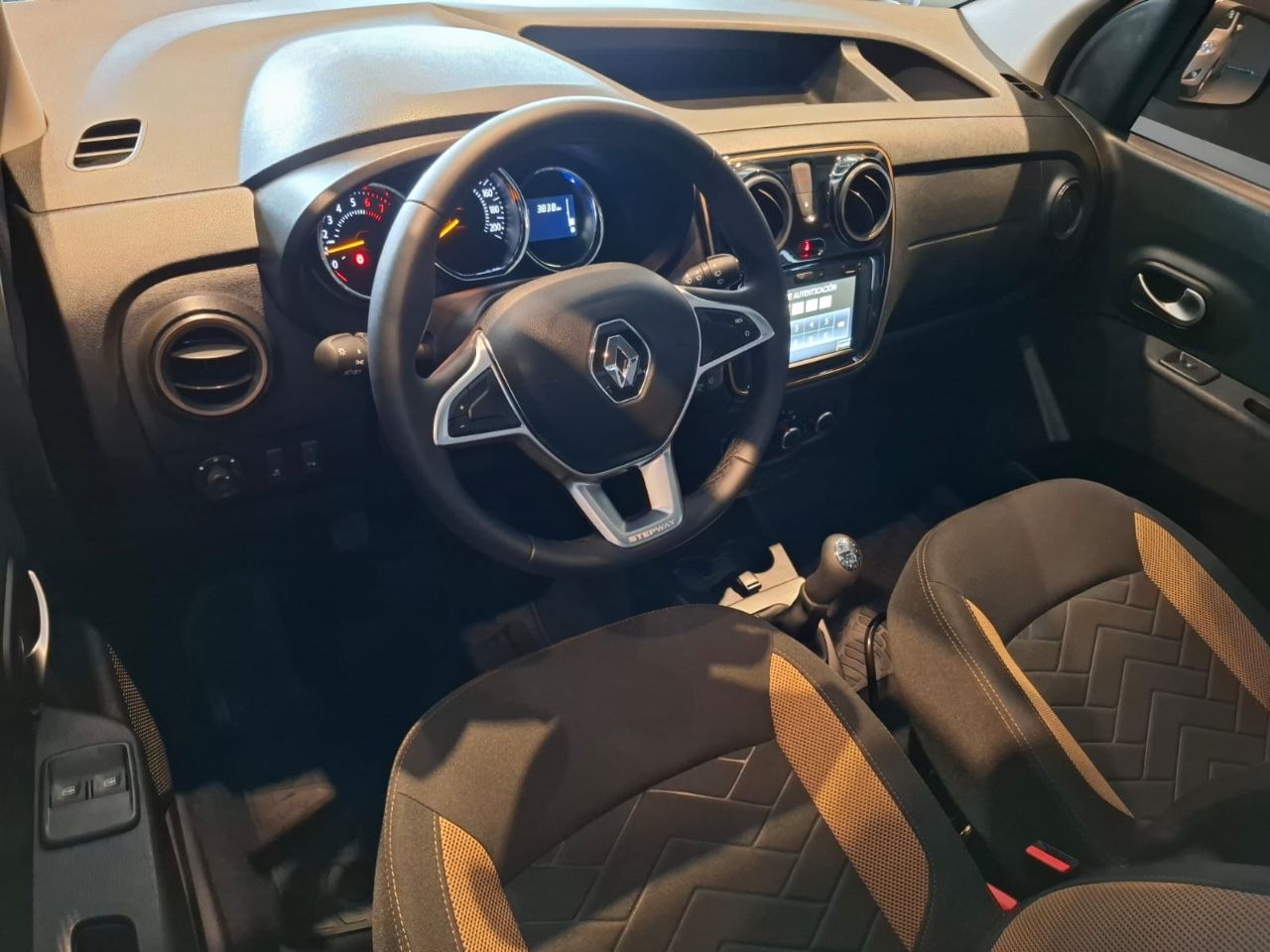 Renault Kangoo Usada Financiado en Córdoba, deRuedas