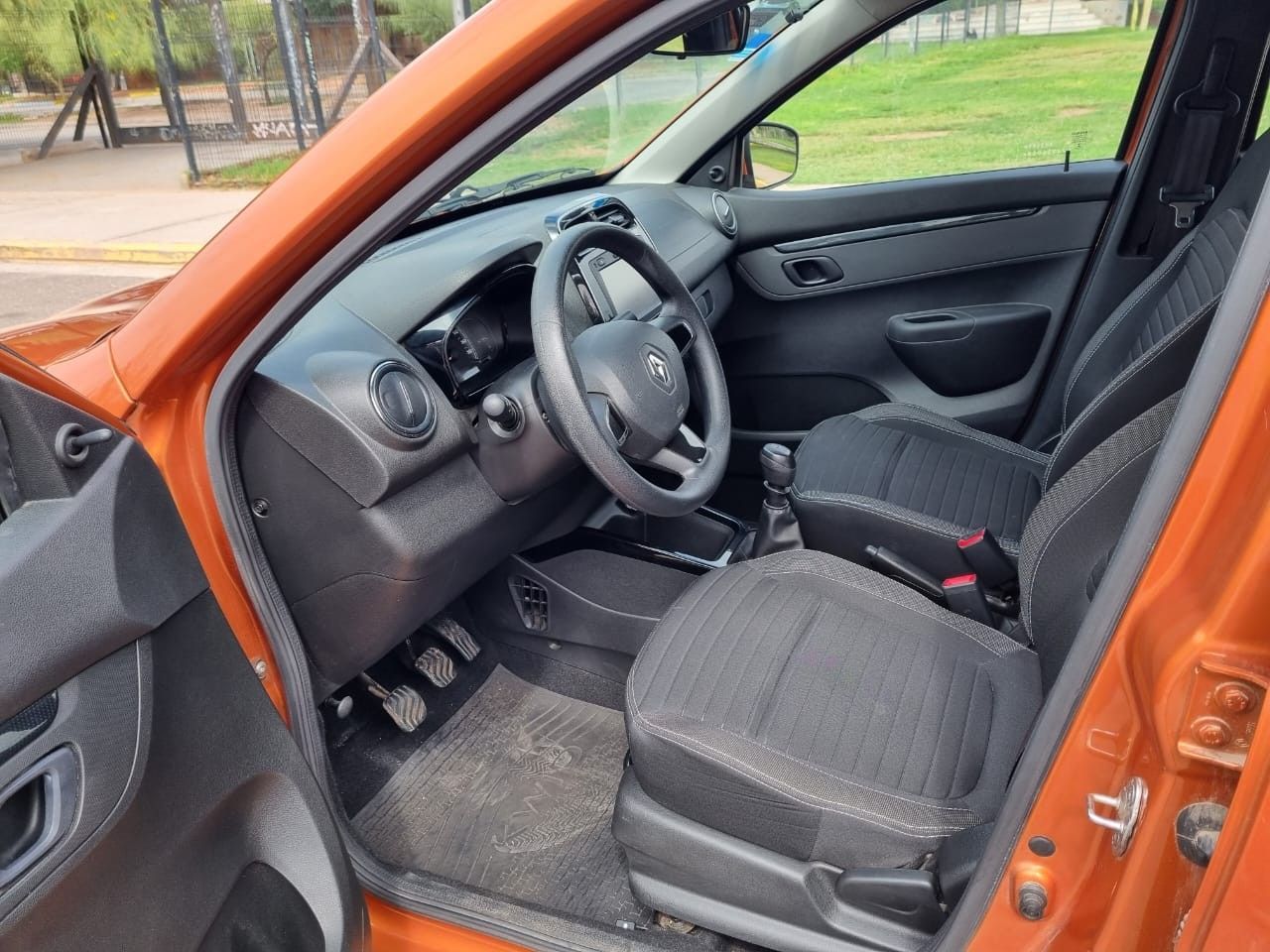 Renault Kwid Usado Financiado en Mendoza, deRuedas