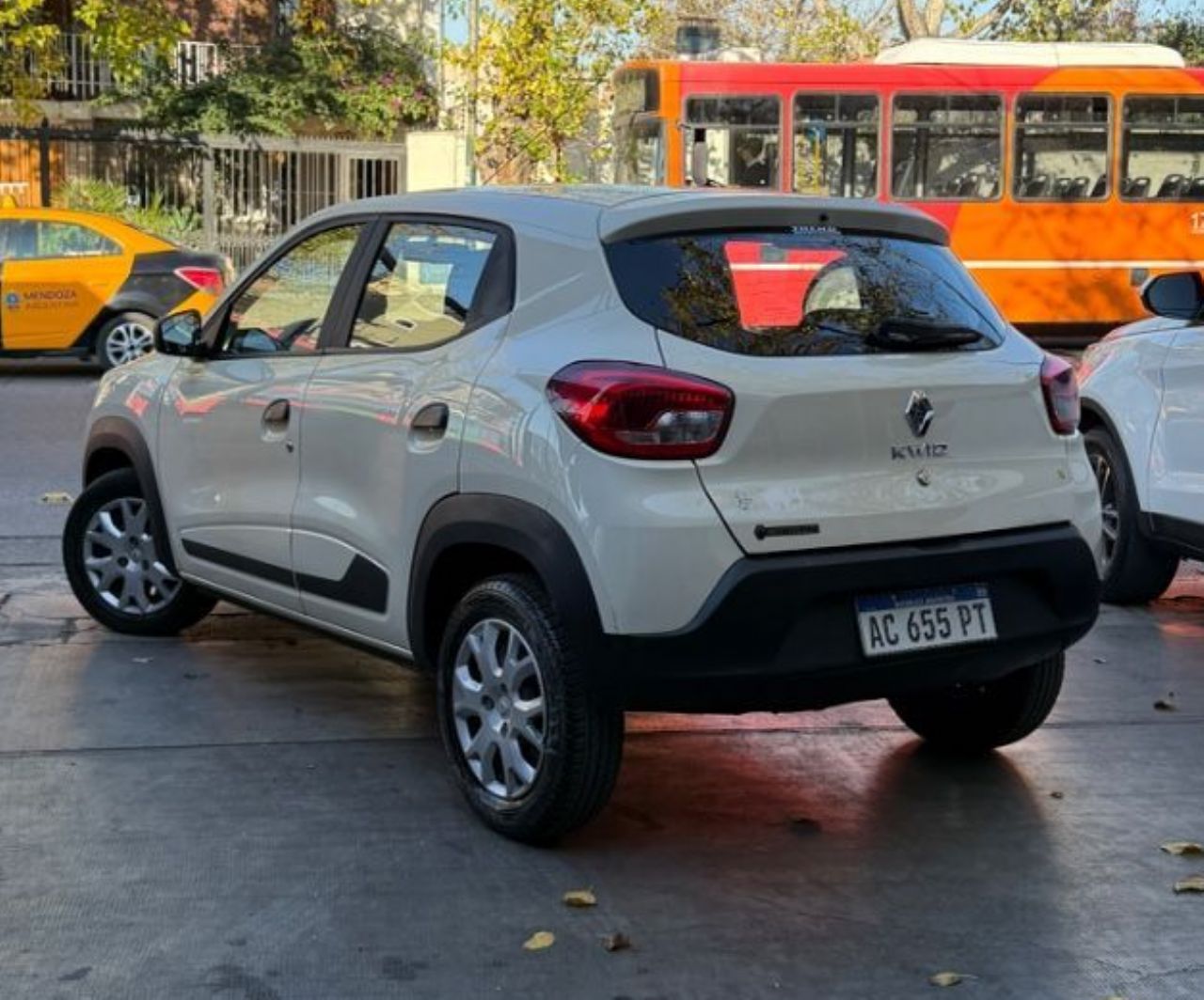 Renault Kwid Usado Financiado en Mendoza, deRuedas