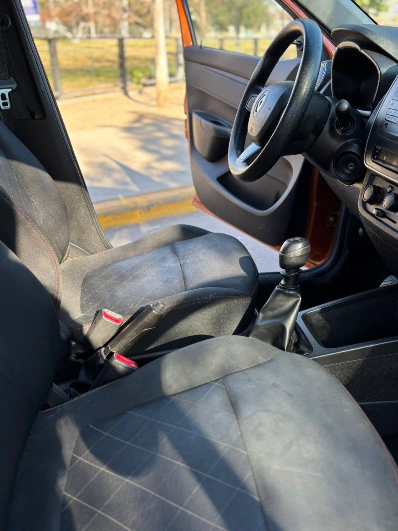 Renault Kwid Usado Financiado en Mendoza, deRuedas