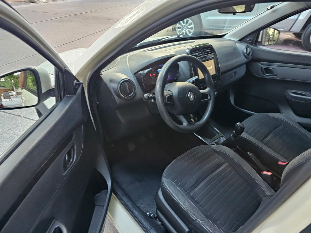Renault Kwid Usado Financiado en Mendoza, deRuedas