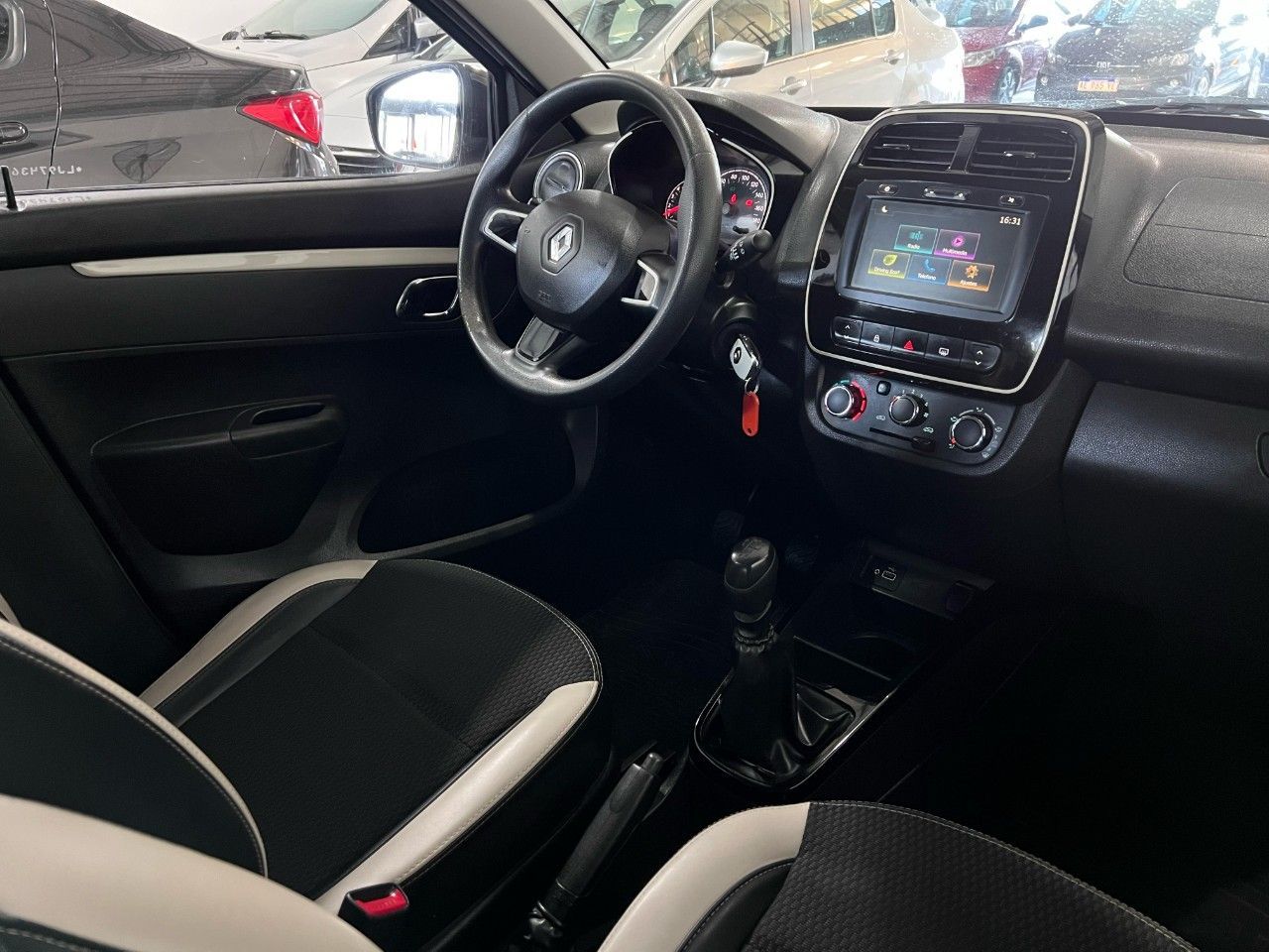 Renault Kwid Usado Financiado en Córdoba, deRuedas