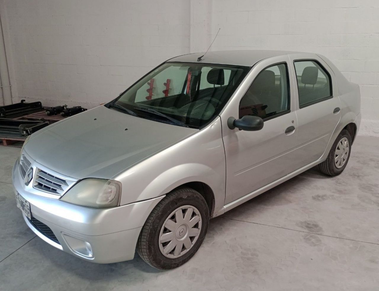 Renault Logan Usado en Tucumán, deRuedas