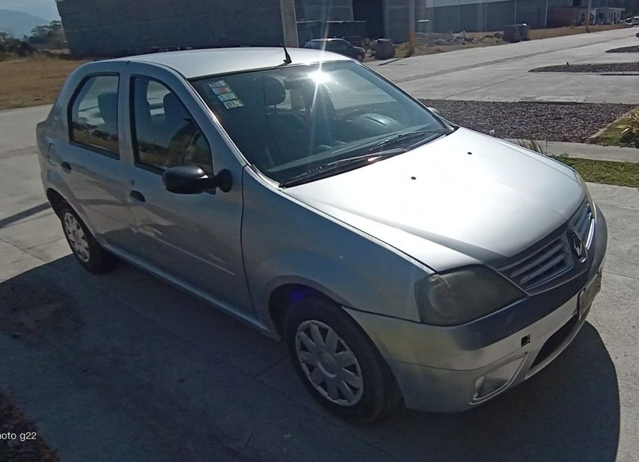 Renault Logan Usado en Tucumán, deRuedas