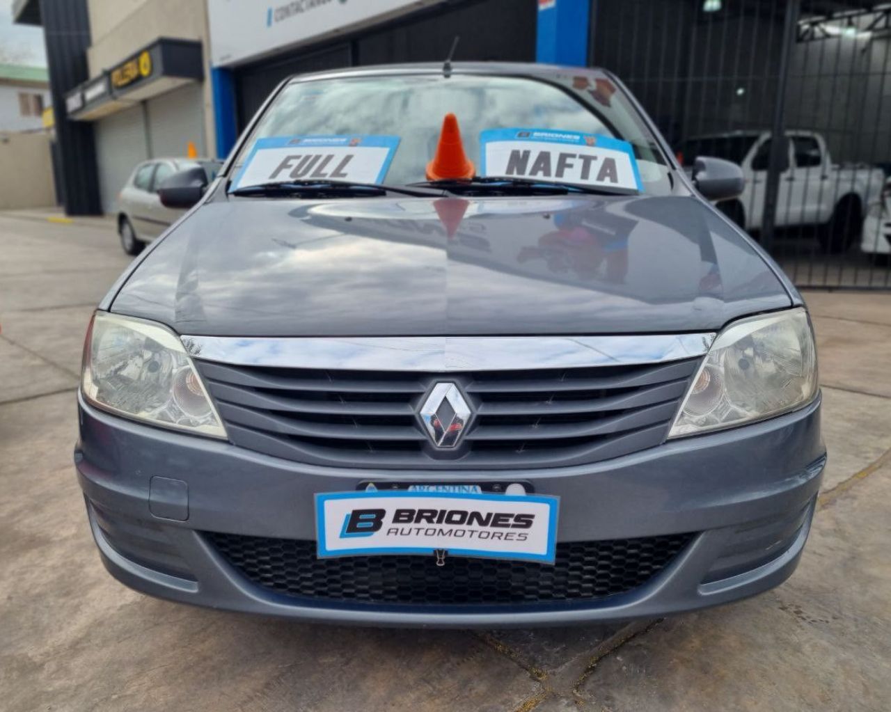 Renault Logan Usado en Mendoza, deRuedas