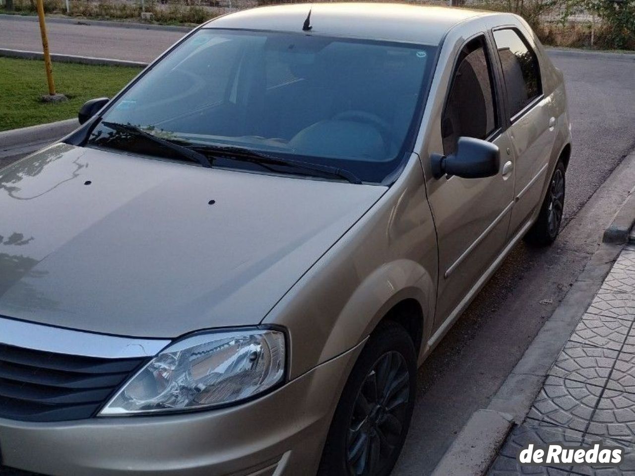 Renault Logan Usado en Mendoza, deRuedas