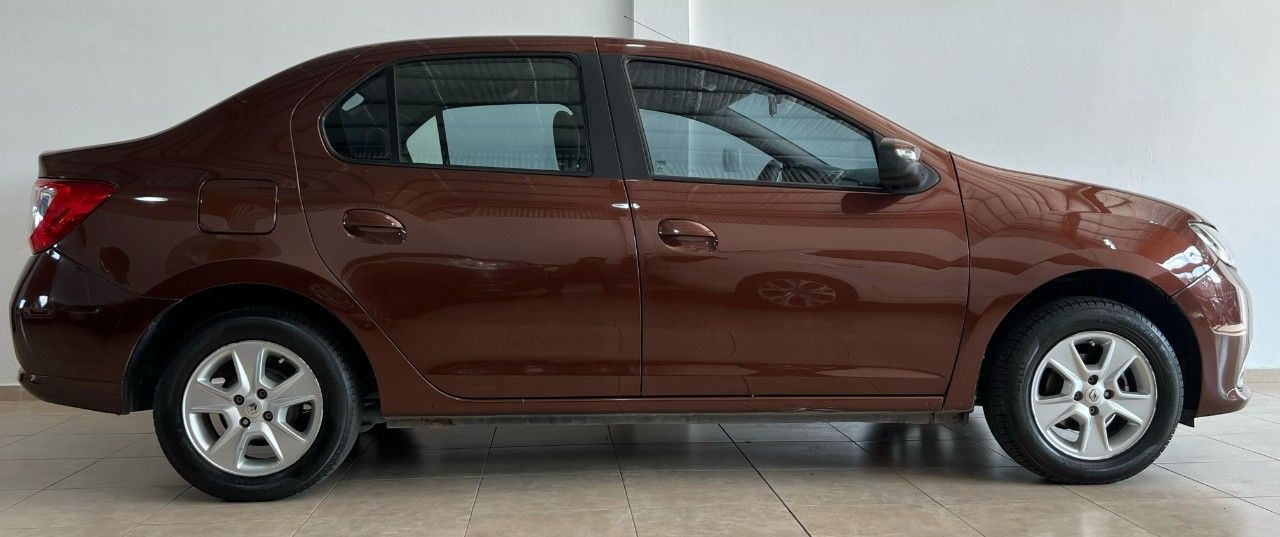 Renault Logan Usado Financiado en Córdoba, deRuedas