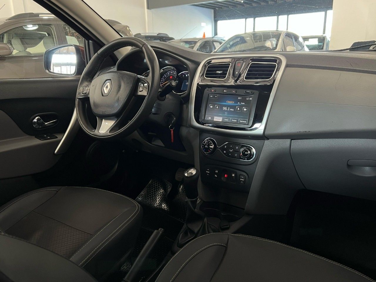 Renault Logan Usado Financiado en Córdoba, deRuedas