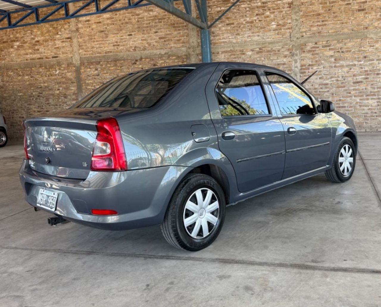 Renault Logan Usado Financiado en Mendoza, deRuedas