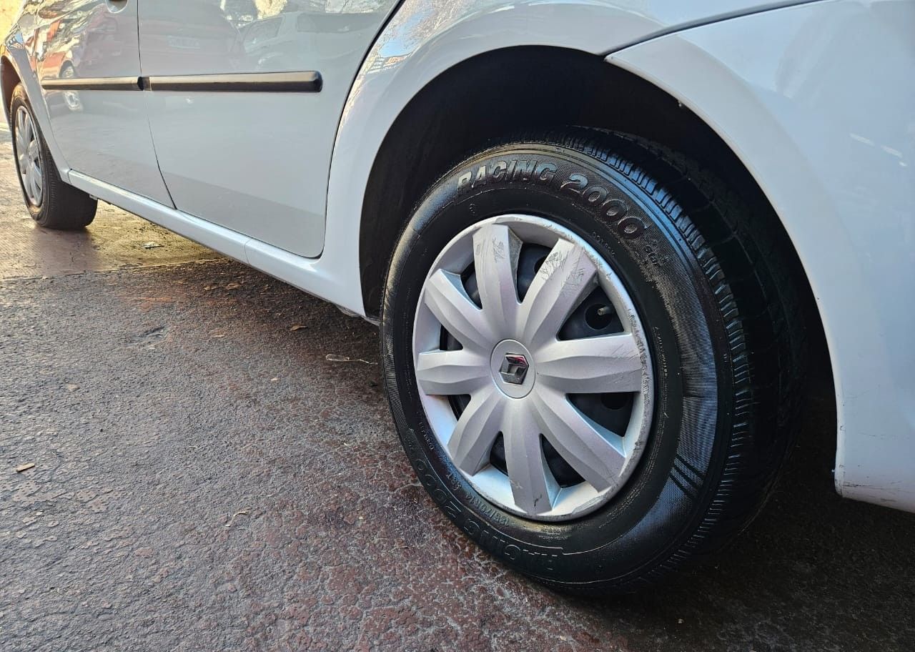 Renault Logan Usado en Mendoza, deRuedas