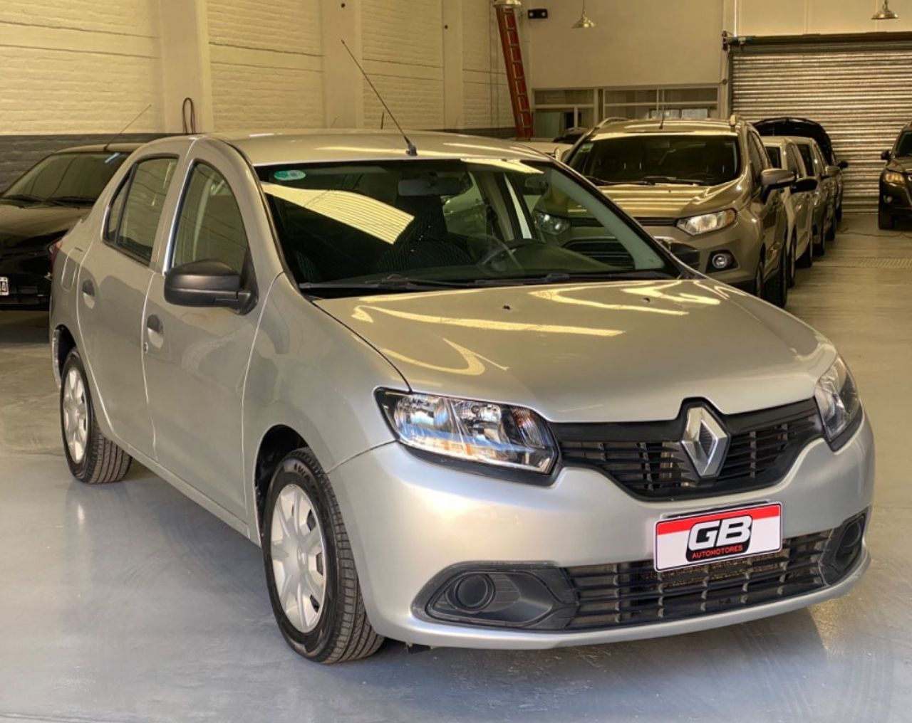 Renault Logan Usado Financiado en Mendoza, deRuedas