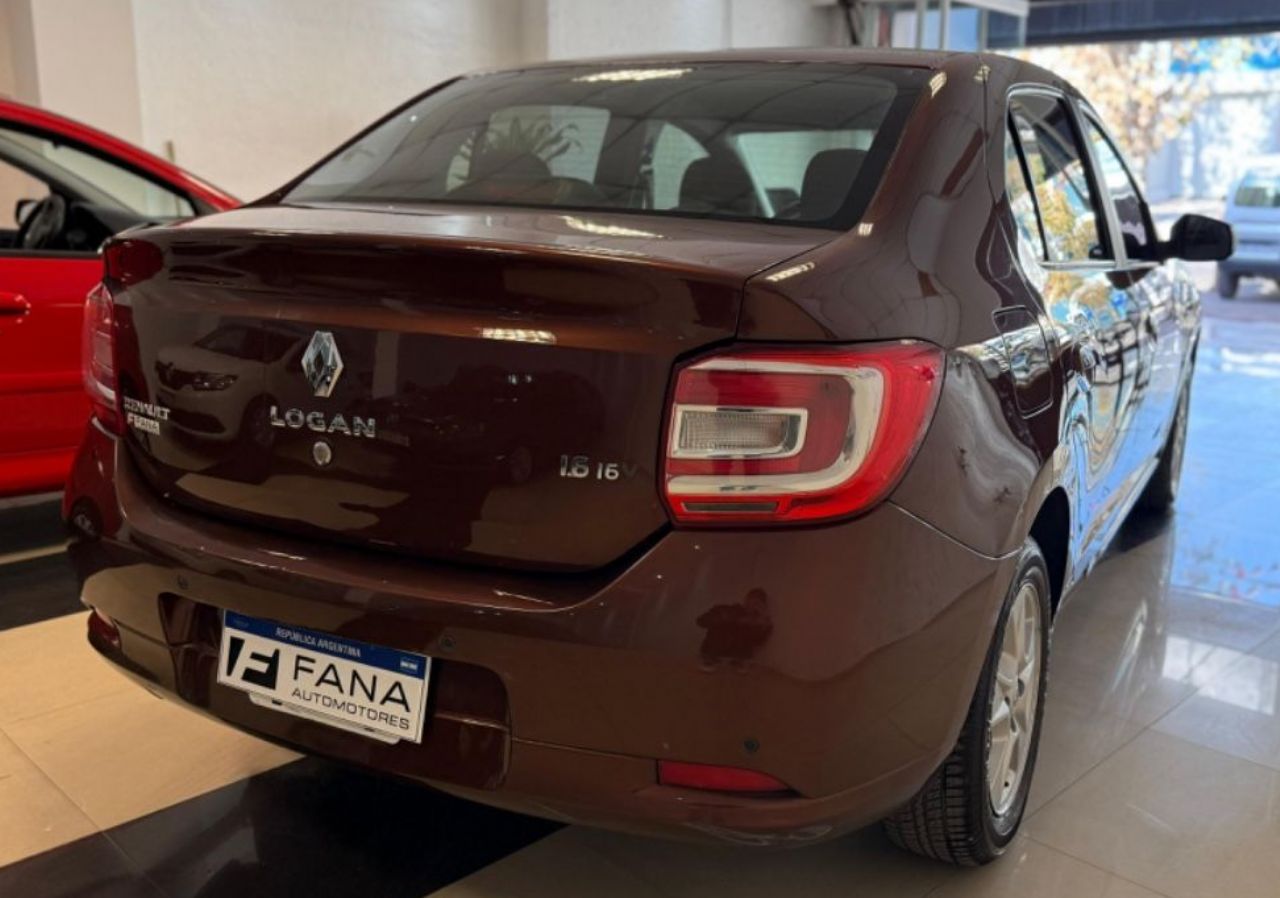 Renault Logan Usado Financiado en Mendoza, deRuedas