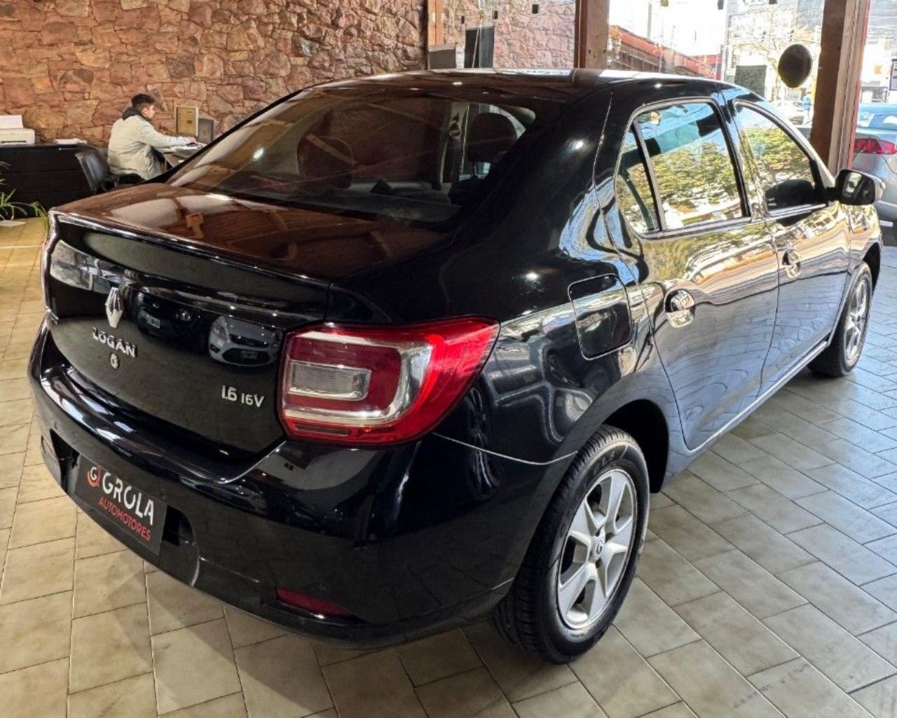 Renault Logan Usado Financiado en Córdoba, deRuedas