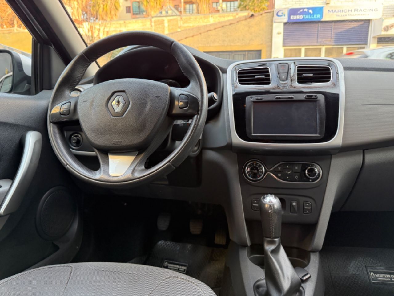 Renault Logan Usado Financiado en Mendoza, deRuedas