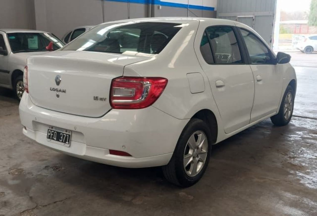 Renault Logan Usado Financiado en Mendoza, deRuedas
