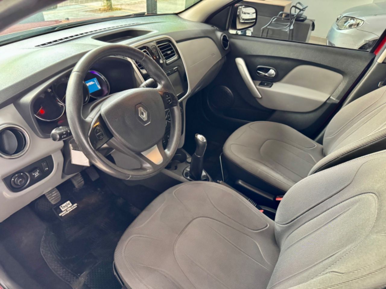 Renault Logan Usado Financiado en Mendoza, deRuedas