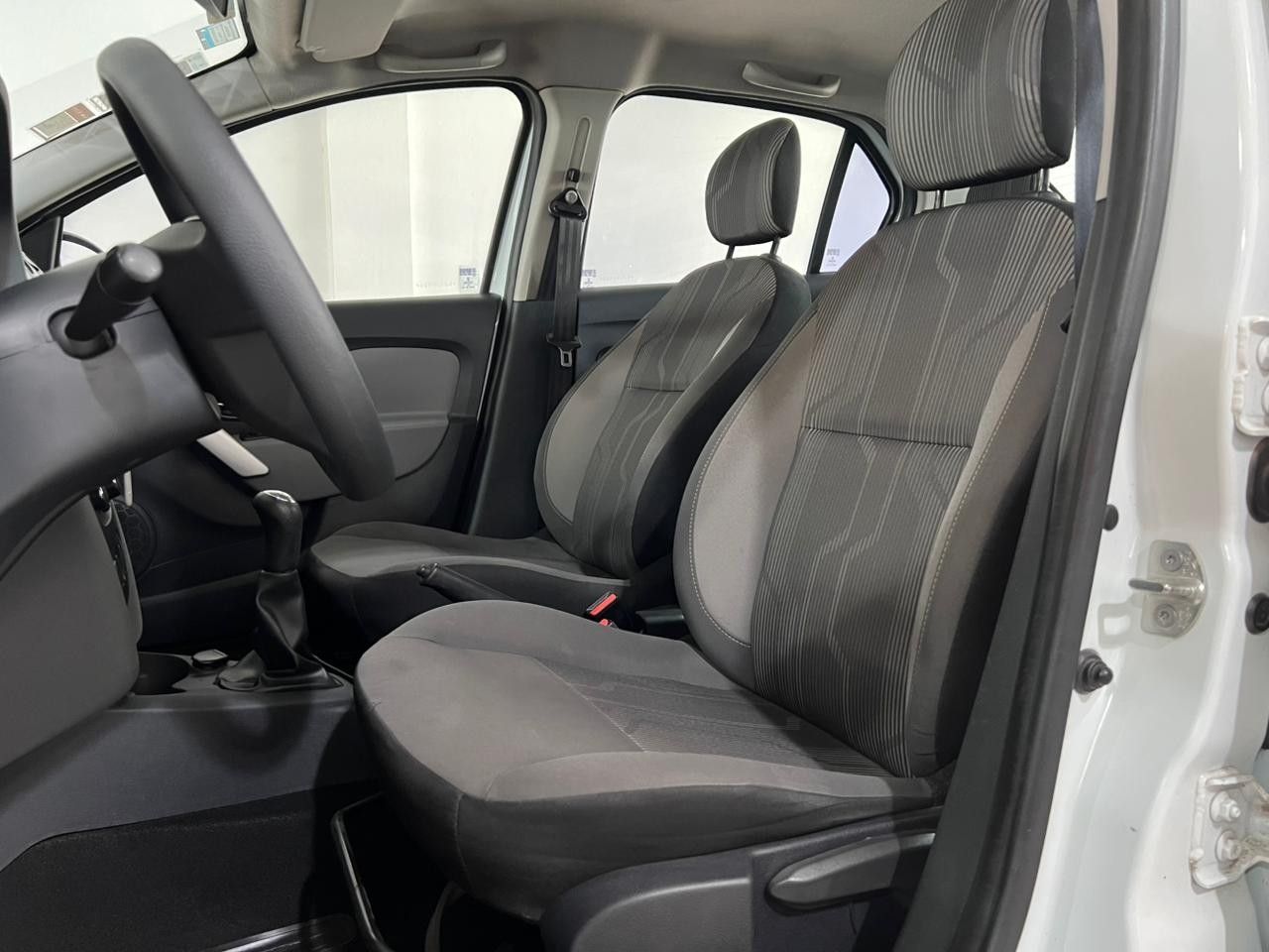 Renault Logan Usado Financiado en Córdoba, deRuedas