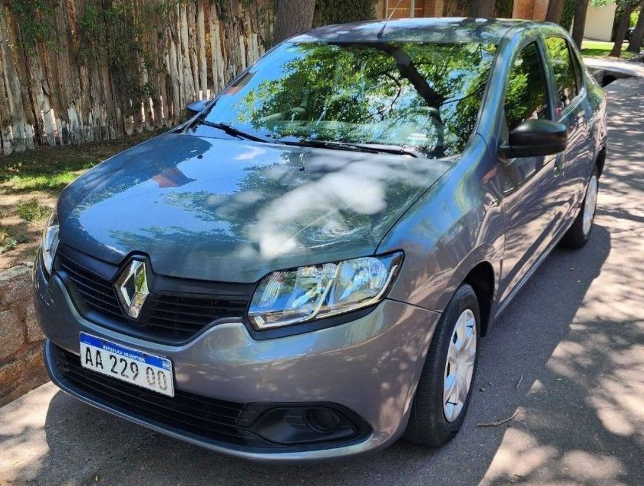 Renault Logan Usado en Mendoza, deRuedas