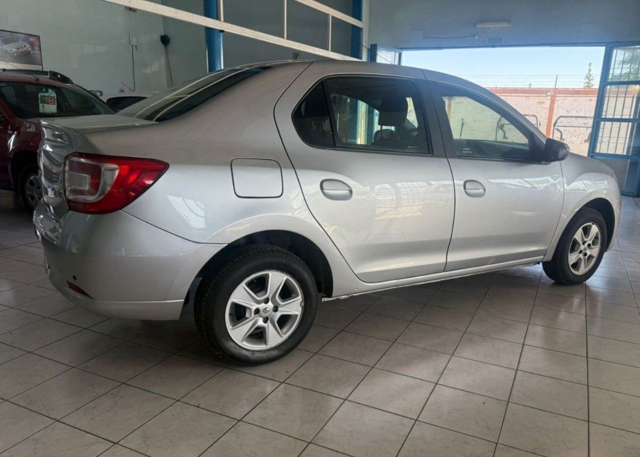 Renault Logan Usado Financiado en Mendoza, deRuedas