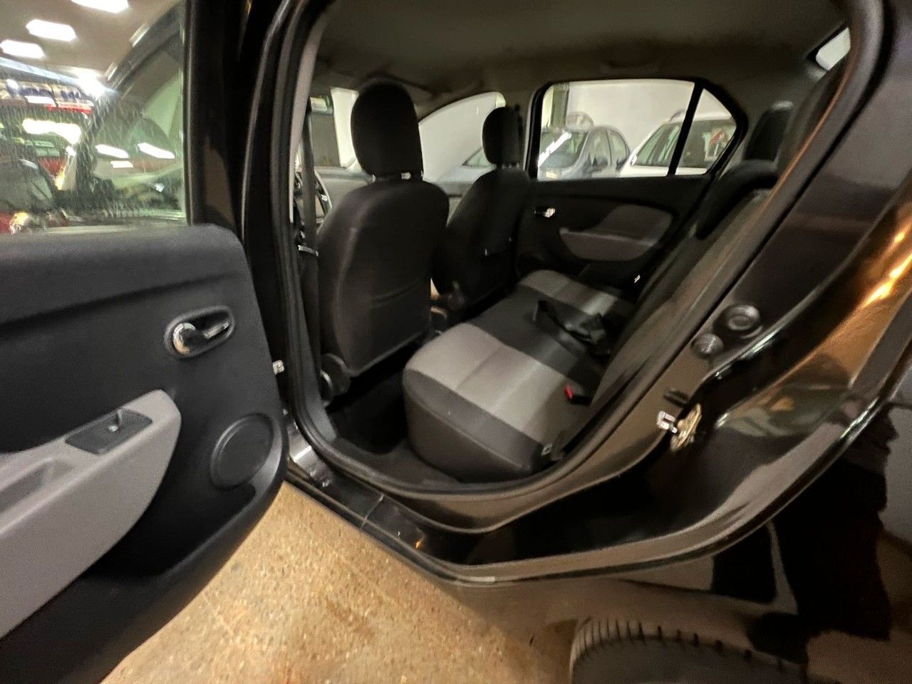 Renault Logan Usado Financiado en Córdoba, deRuedas