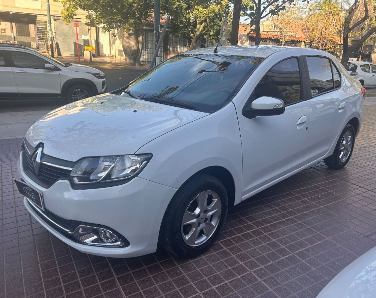 Renault Logan Usado Financiado en Mendoza, deRuedas
