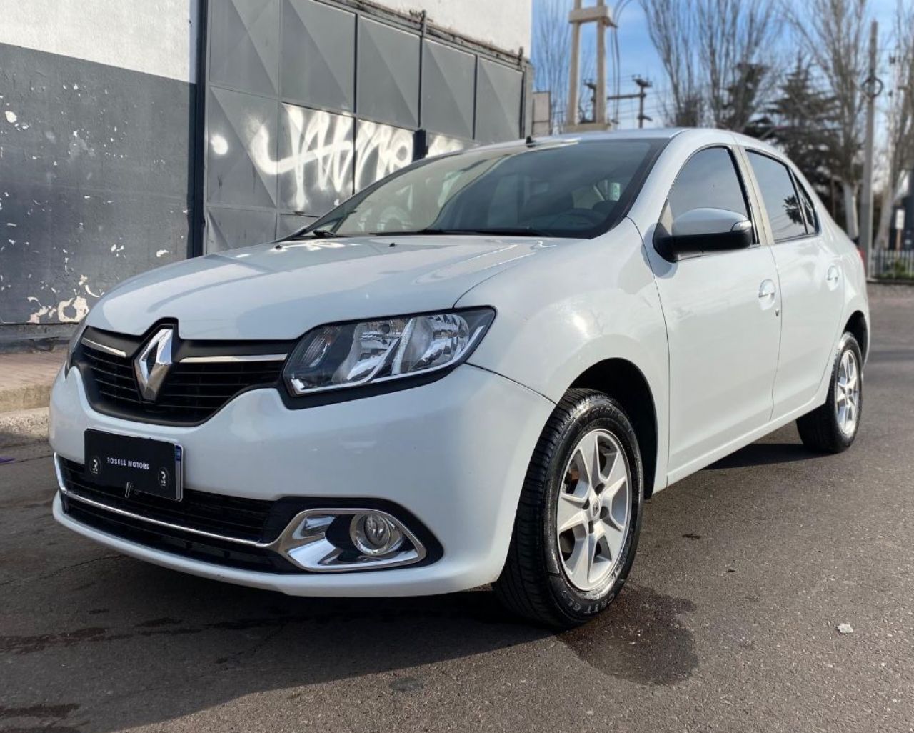 Renault Logan Usado Financiado en Mendoza, deRuedas
