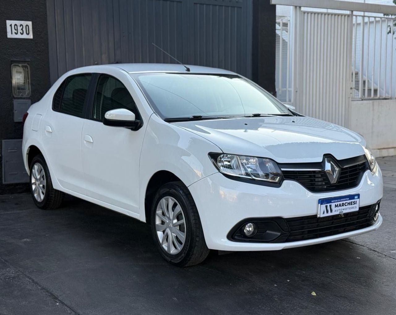 Renault Logan Usado Financiado en Córdoba, deRuedas