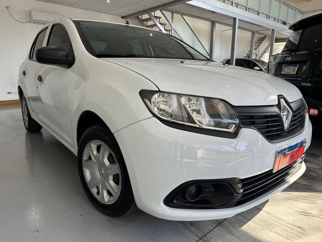 Renault Logan Usado Financiado en Mendoza, deRuedas