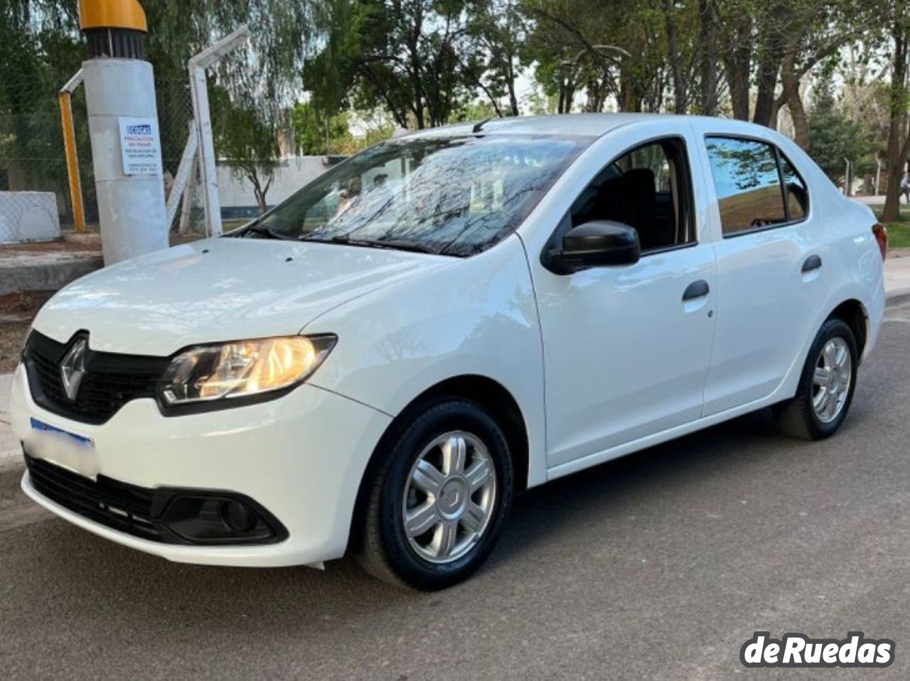 Renault Logan Usado en Mendoza, deRuedas