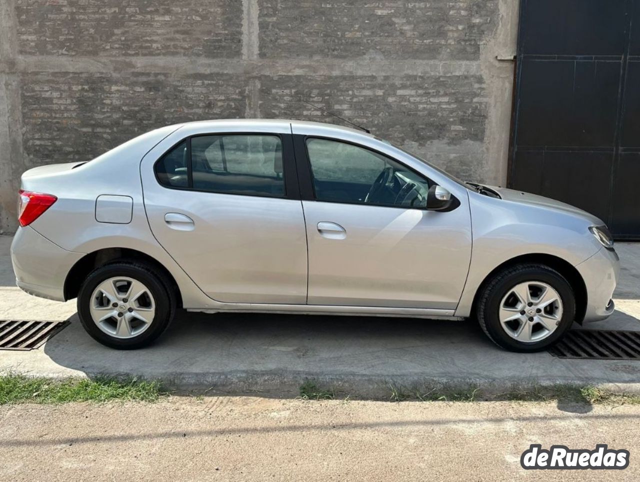 Renault Logan Usado en Mendoza, deRuedas