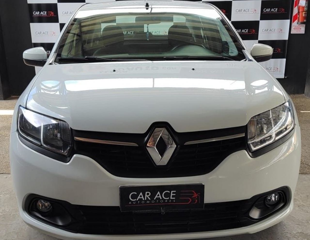 Renault Logan Usado Financiado en Córdoba, deRuedas