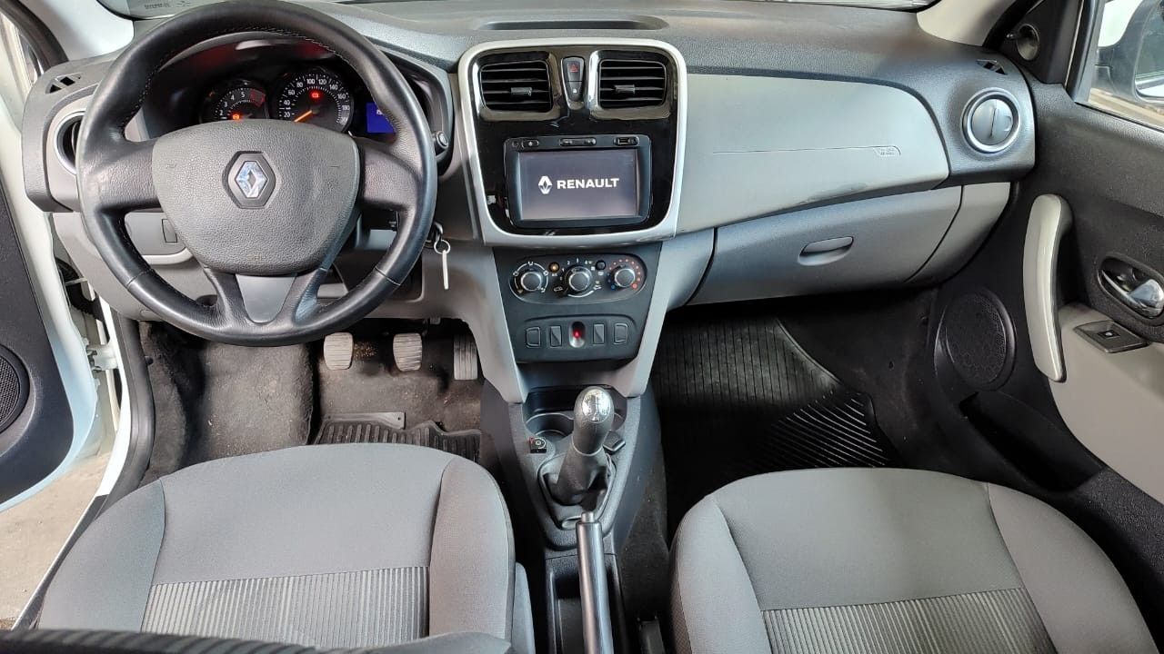 Renault Logan Usado Financiado en Córdoba, deRuedas