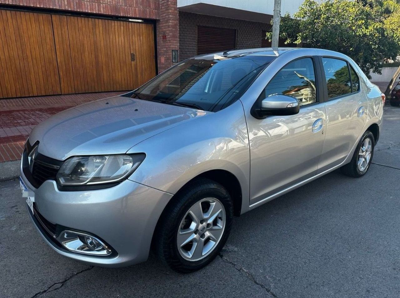 Renault Logan Usado Financiado en Córdoba, deRuedas