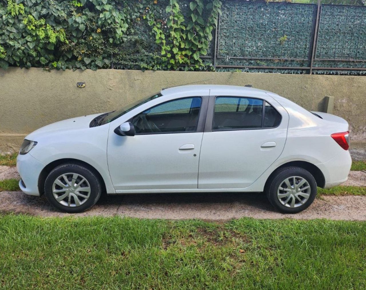 Renault Logan Usado en Mendoza, deRuedas