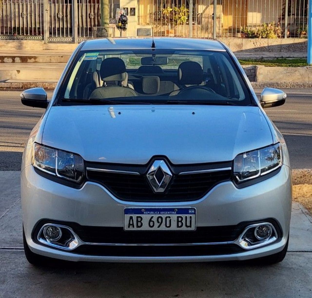 Renault Logan Usado en Mendoza, deRuedas