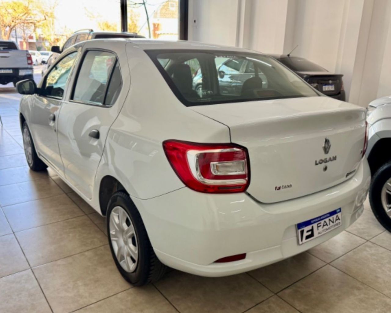 Renault Logan Usado Financiado en Mendoza, deRuedas