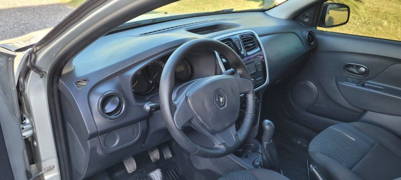 Renault Logan Usado Financiado en Córdoba, deRuedas
