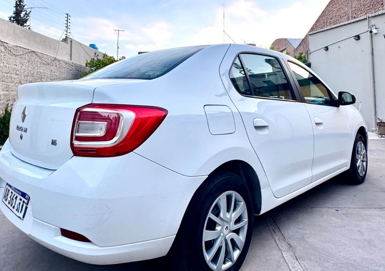 Renault Logan Usado Financiado en Mendoza, deRuedas