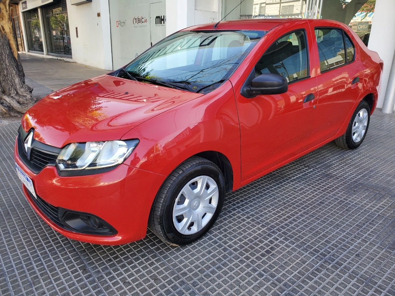 Renault Logan Usado Financiado en Mendoza, deRuedas