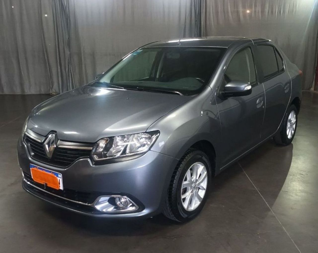 Renault Logan Usado Financiado en Mendoza, deRuedas