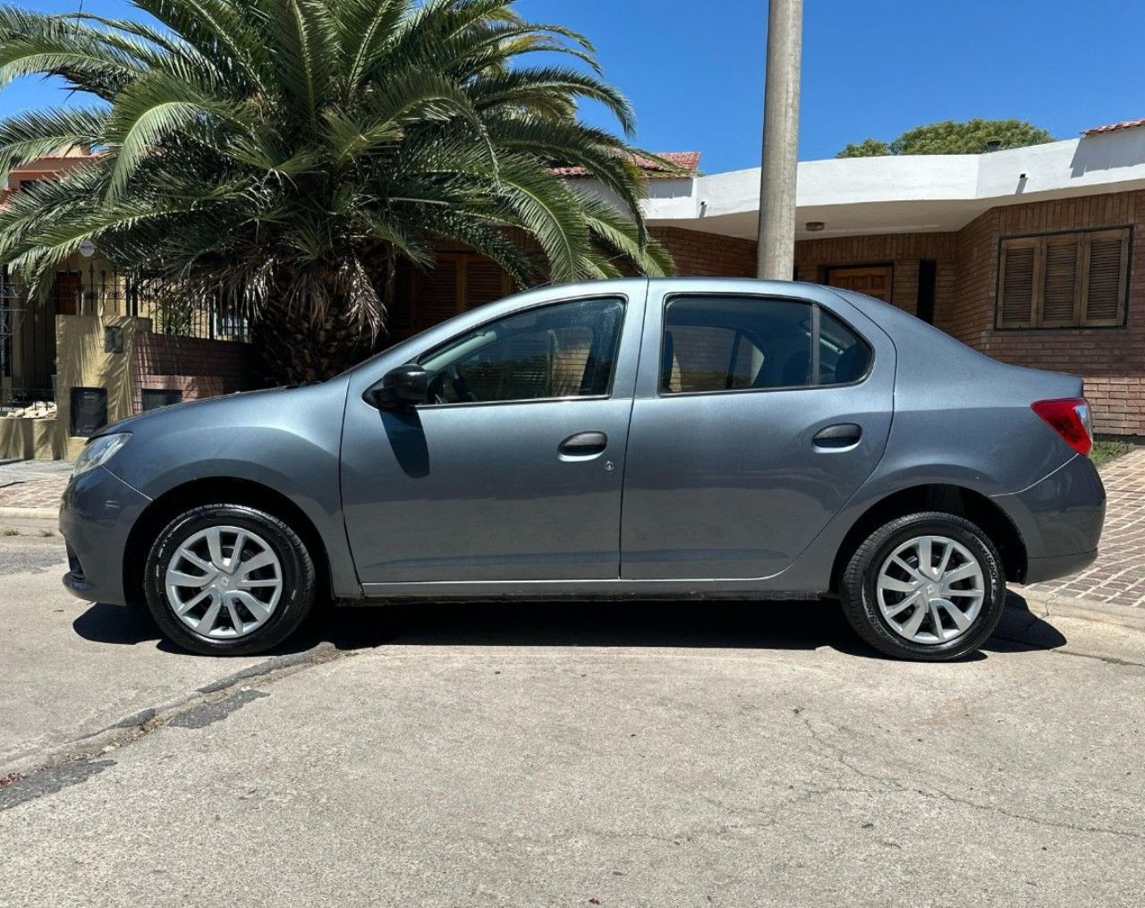 Renault Logan Usado Financiado en Córdoba, deRuedas