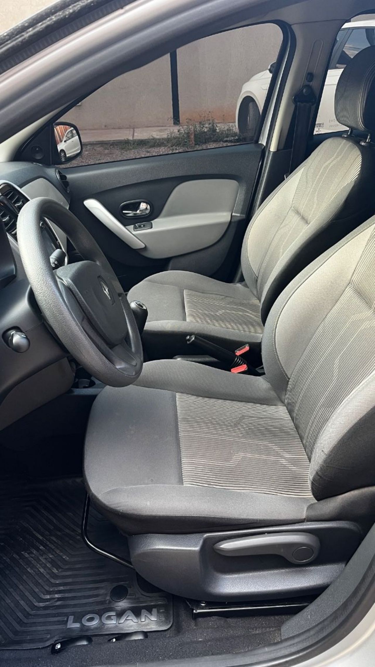 Renault Logan Usado en Mendoza, deRuedas