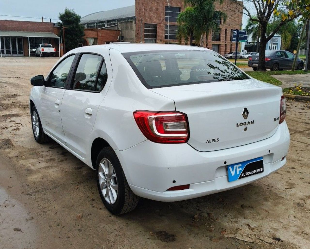 Renault Logan Usado en Córdoba, deRuedas