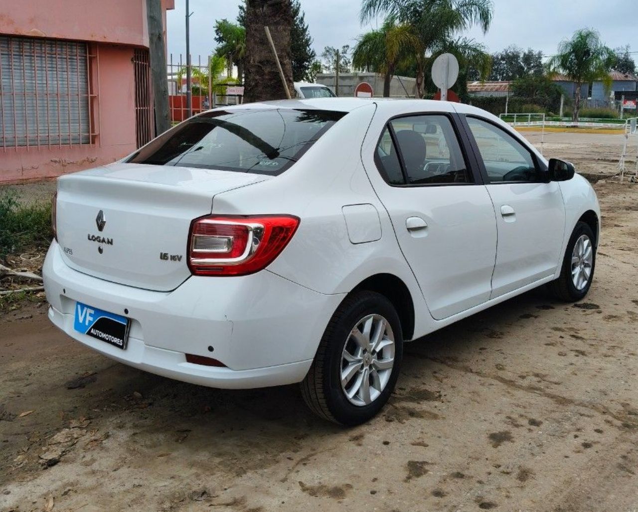 Renault Logan Usado en Córdoba, deRuedas