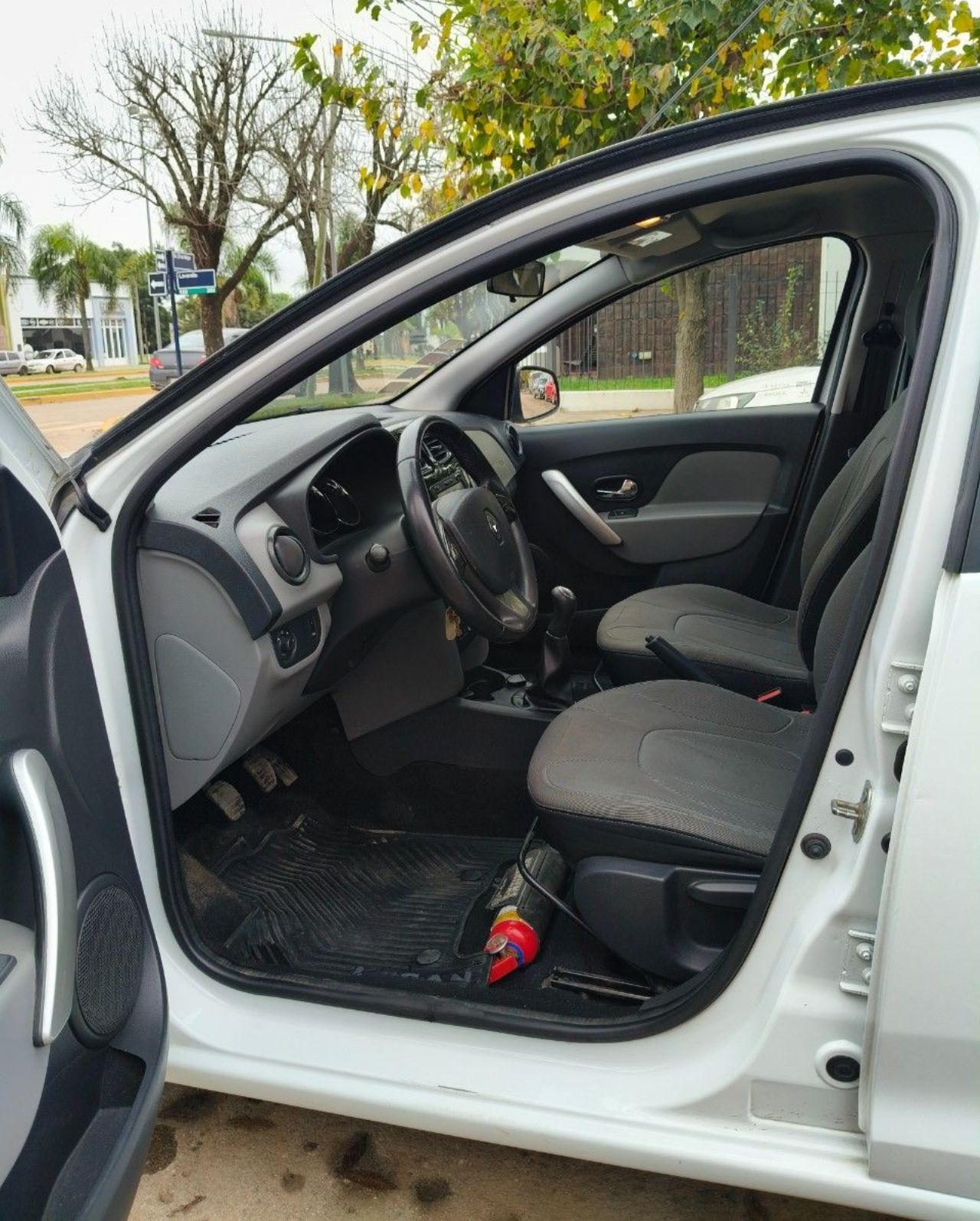 Renault Logan Usado en Córdoba, deRuedas