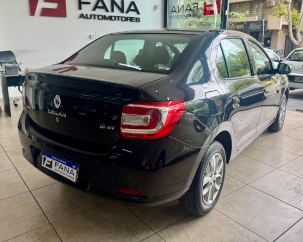 Renault Logan Usado Financiado en Mendoza, deRuedas