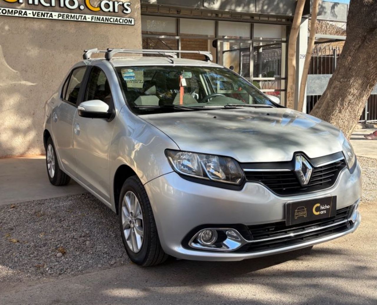 Renault Logan Usado Financiado en San Juan, deRuedas