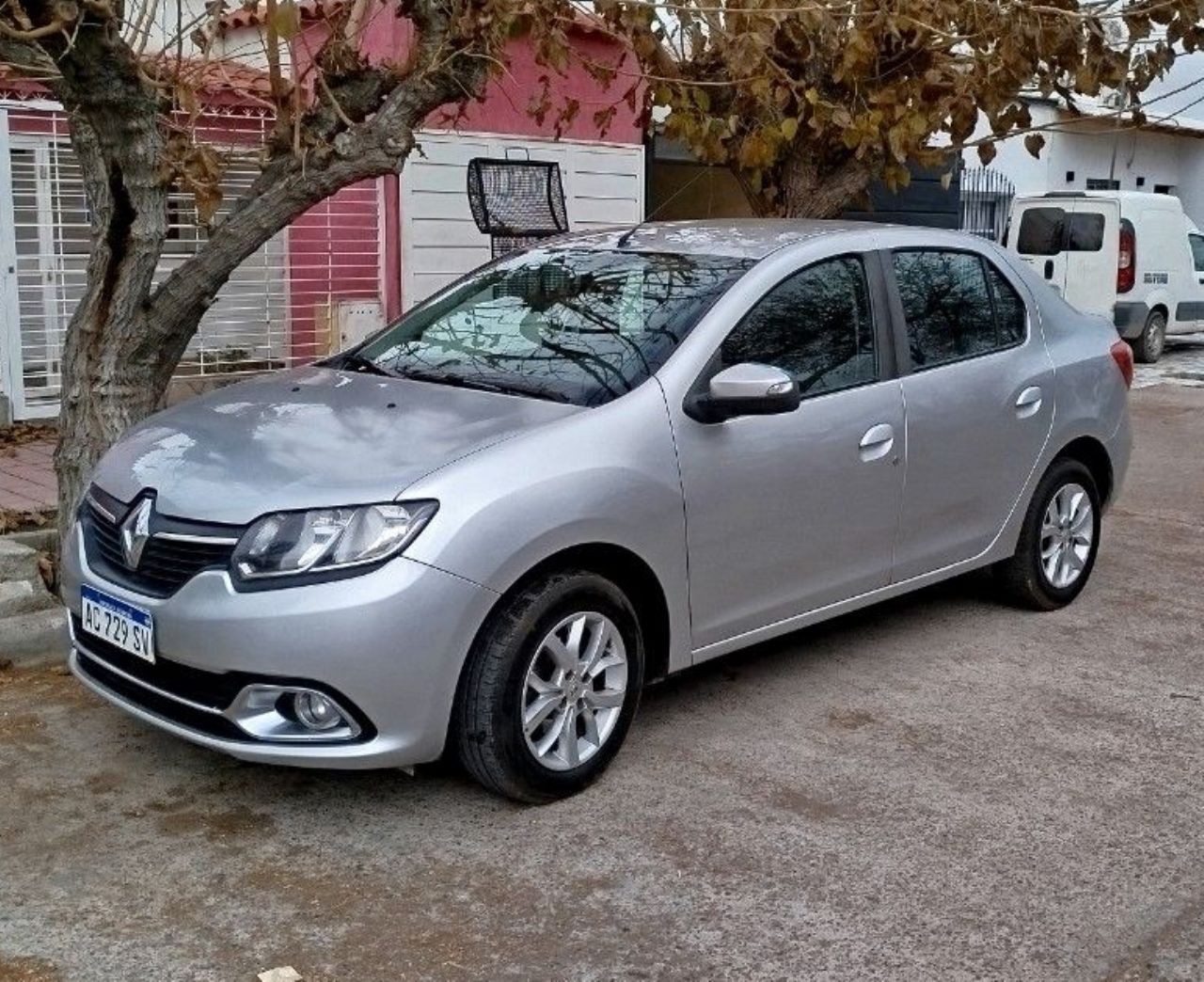 Renault Logan Usado en Mendoza, deRuedas