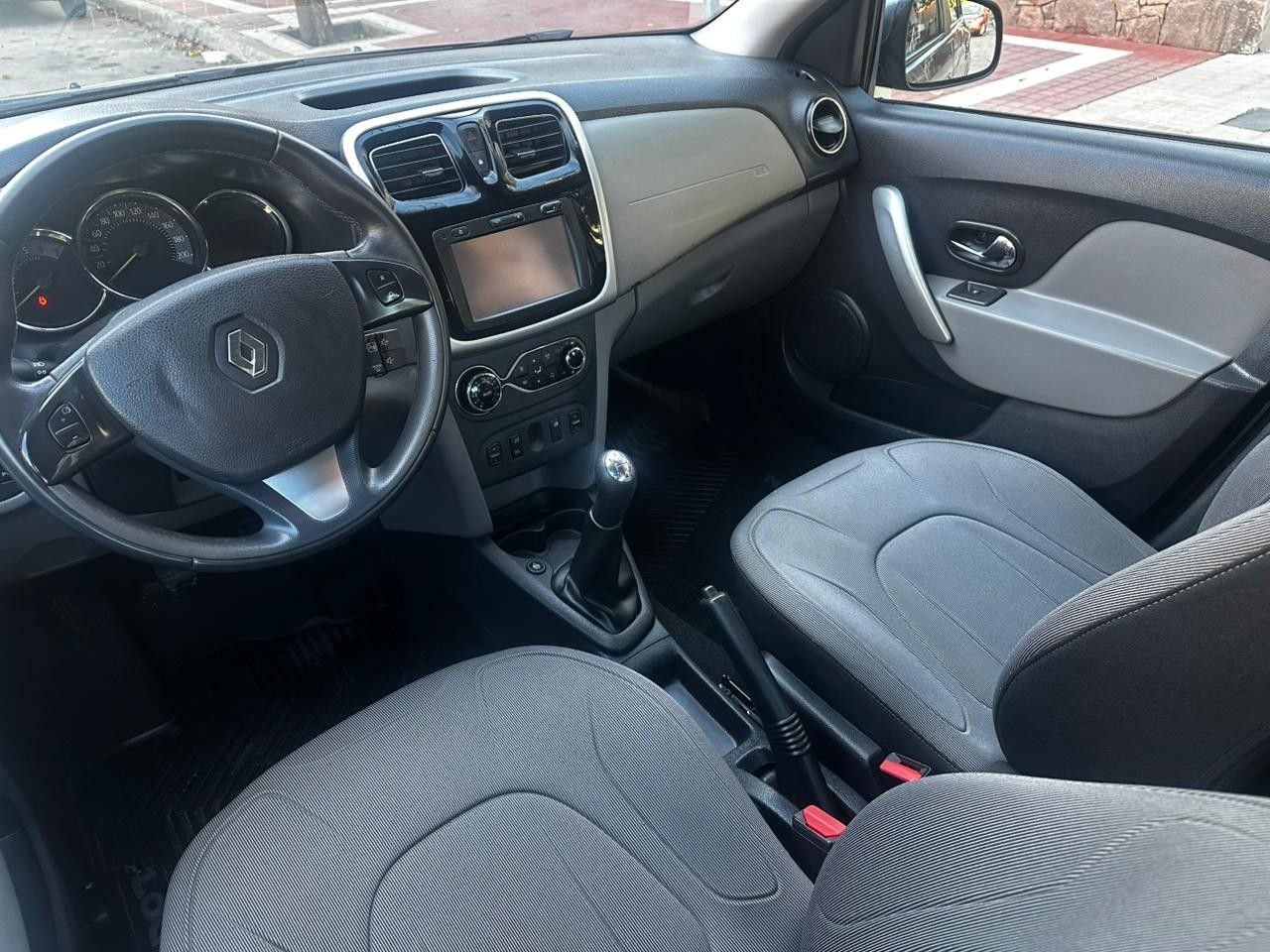 Renault Logan Usado Financiado en Córdoba, deRuedas