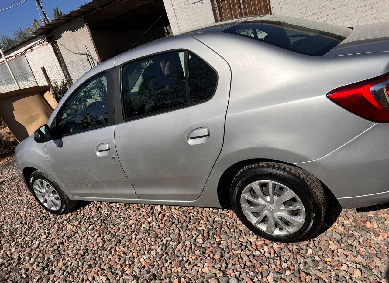 Renault Logan Usado Financiado en Mendoza, deRuedas